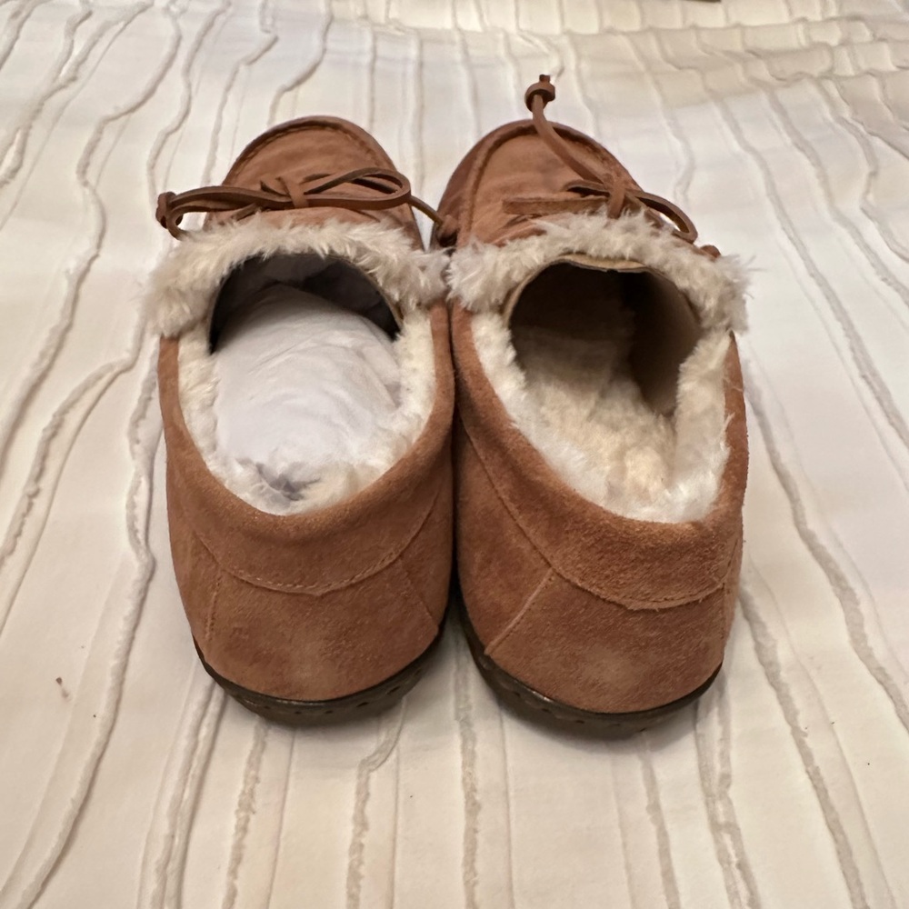 NEW Men's Slippers - Picture 3 of 7